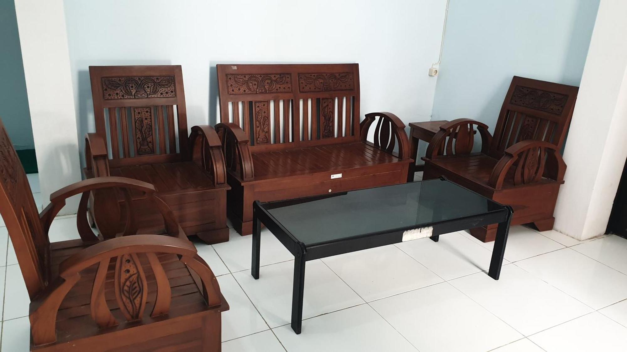 בניוואנגי Capital O 92612 Penginapan D'Alas Purwo & Beachnearpadang Savana Sadengan מראה חיצוני תמונה
